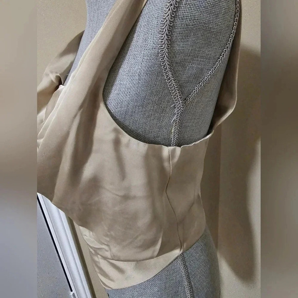 Rachel Zoe Satin Crop Top Off  White Cream Sleeveless Cowl Neck size S - Picture 4 of 5